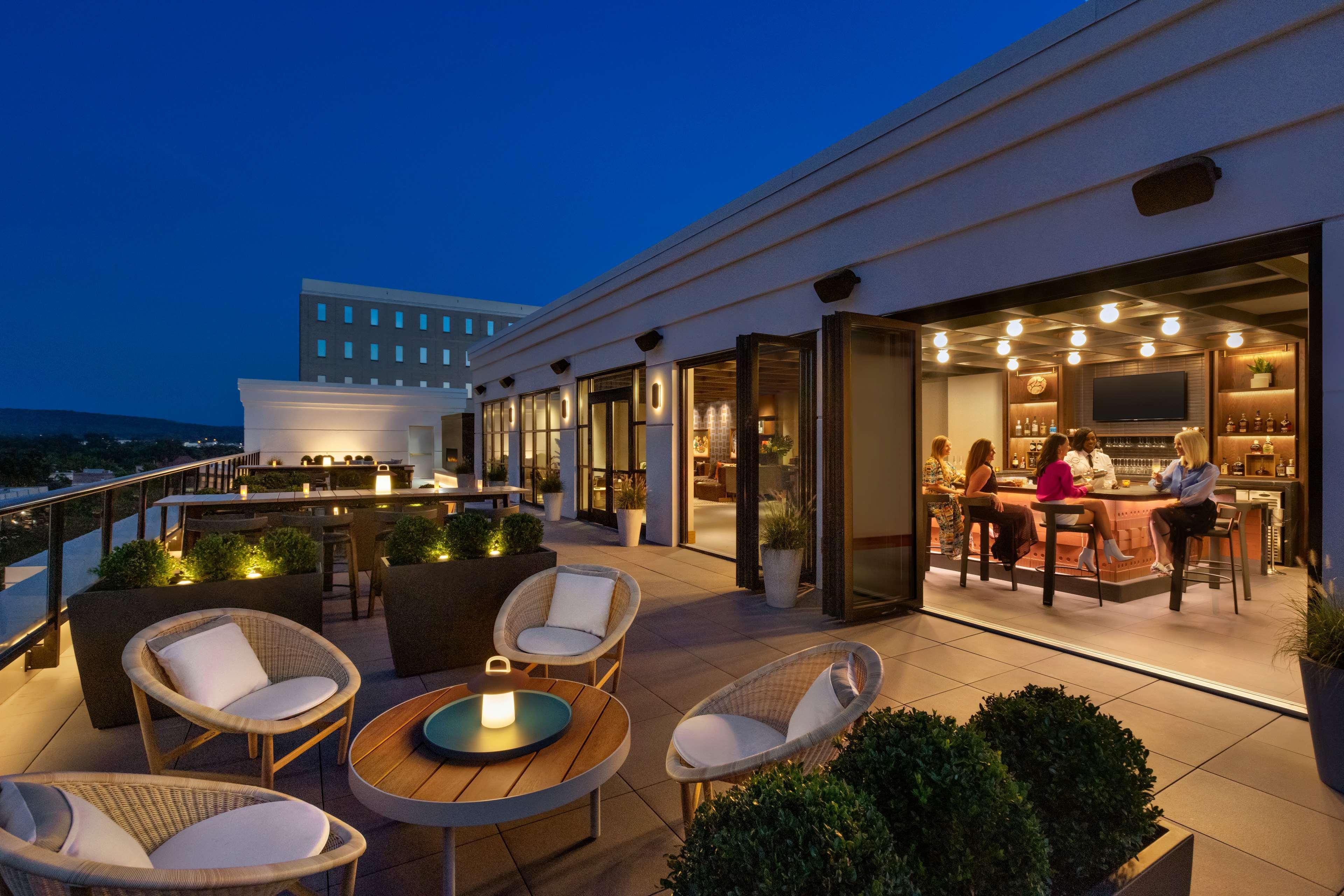 106 Jefferson Huntsville, Curio Collection By Hilton מראה חיצוני תמונה