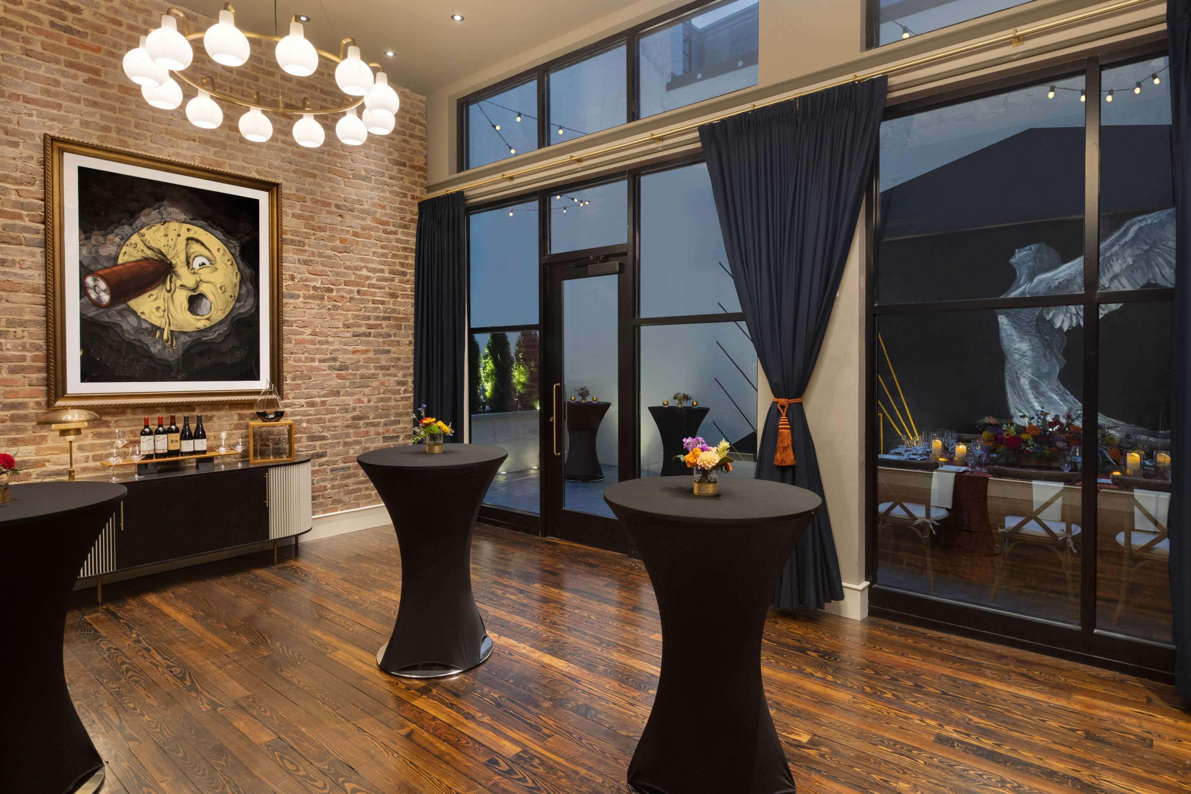 106 Jefferson Huntsville, Curio Collection By Hilton מראה חיצוני תמונה