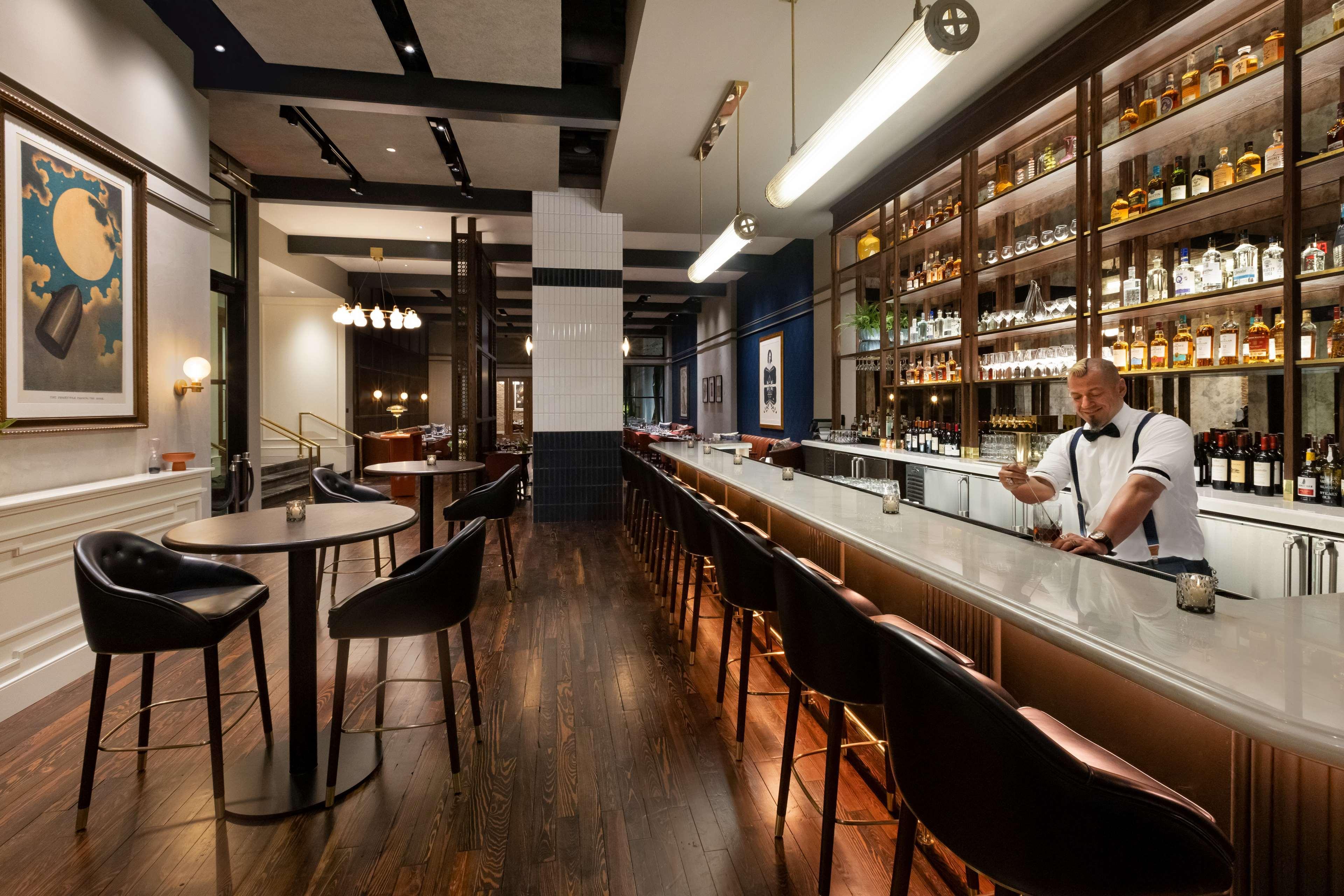 106 Jefferson Huntsville, Curio Collection By Hilton מראה חיצוני תמונה