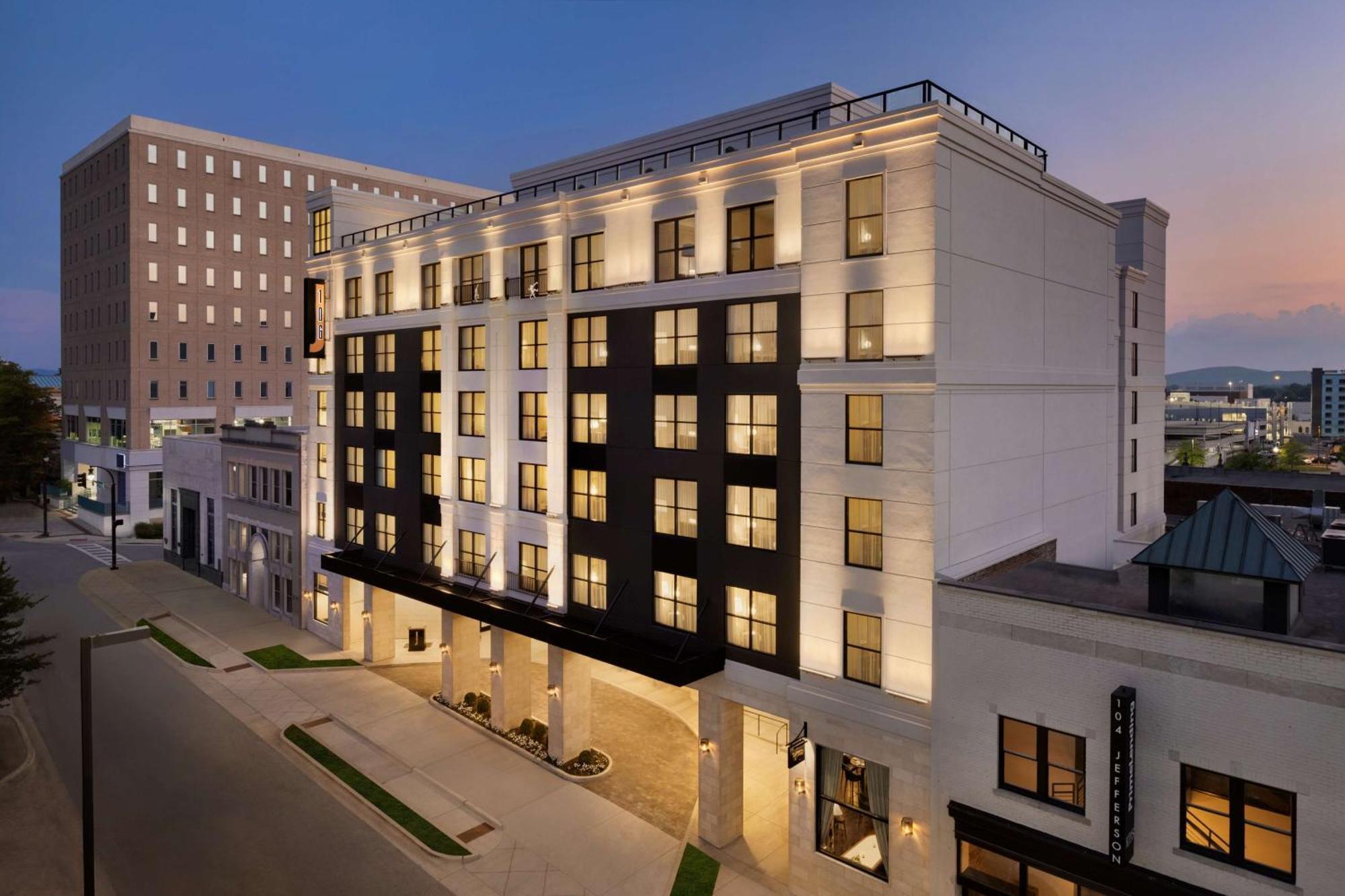 106 Jefferson Huntsville, Curio Collection By Hilton מראה חיצוני תמונה