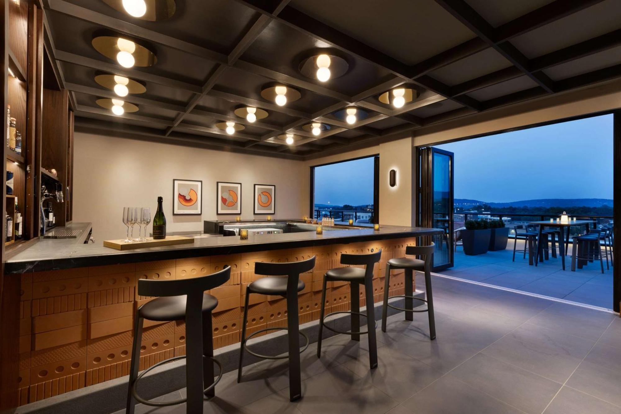 106 Jefferson Huntsville, Curio Collection By Hilton מראה חיצוני תמונה